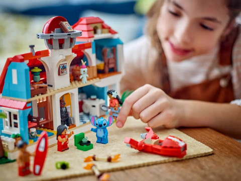 LEGO DISNEY CLASSIC 43268 Domek na plaży Lilo i Stitcha - Galeria zdjęcie 5