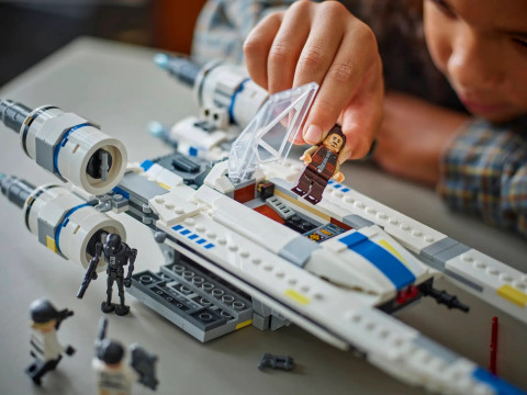 LEGO Star Wars 75399 Myśliwiec U-Wing Rebelii - Galeria zdjęcie 6