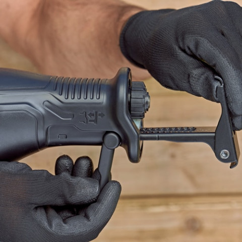 Piła szablasta BES301K-QS BLACK+DECKER - Galeria zdjęcie 7