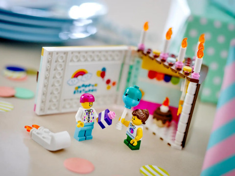 LEGO 40641 Tort urodzinowy - Galeria zdjęcie 5