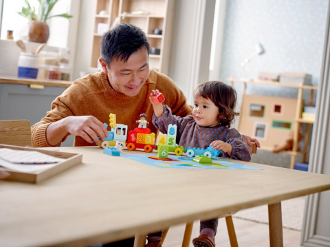 LEGO DUPLO 10954 Pociąg z cyferkami nauka liczenia - Galeria zdjęcie 5