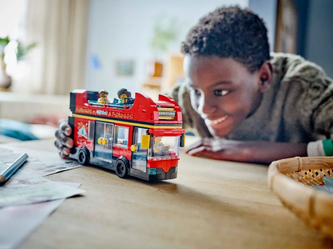 LEGO City 60407 Czerwony, piętrowy autokar - Galeria zdjęcie 9