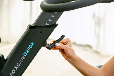 Rower stacjonarny, magnetyczny OVICX Q200X z ekranem dotykowym 15,6" TFT, WIFI bluetooth&app - Galeria zdjęcie 18