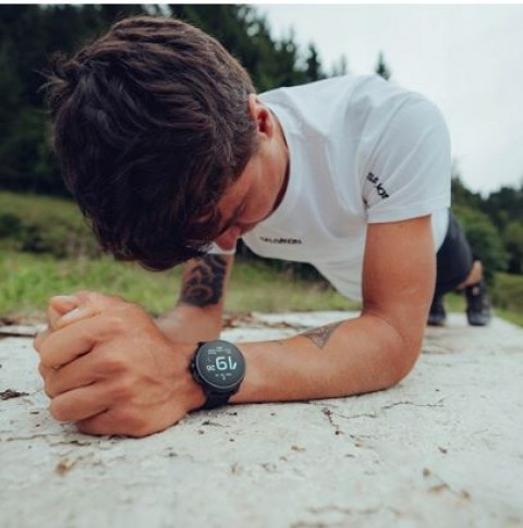 Zegarek sportowy SUUNTO RACE ALL BLACK - Galeria zdjęcie 2