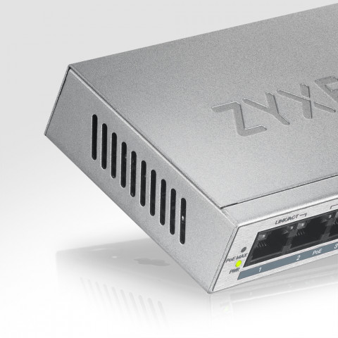 Switch Zyxel GS1005-HP 5p PoE (PoE+: 4) 60W Unmanaged Gigabit - Galeria zdjęcie 8