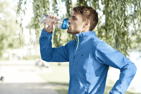 Butelka filtrująca Brita Fill&Go różówa + 4 filtry - Galeria zdjęcie 9