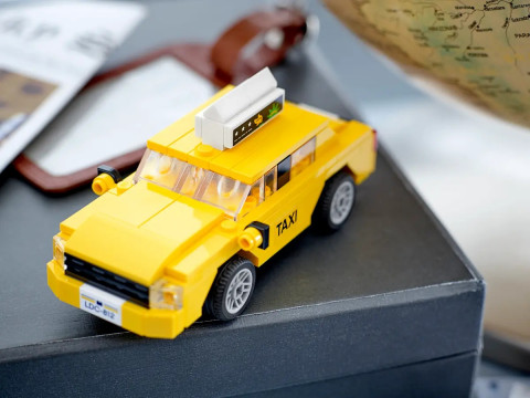 LEGO Creator 40468 Żółta taksówka - Galeria zdjęcie 7