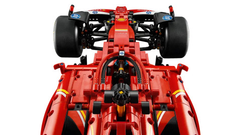 LEGO TECHNIC 42207 Bolid F1 Ferrari SF-24 - Galeria zdjęcie 7