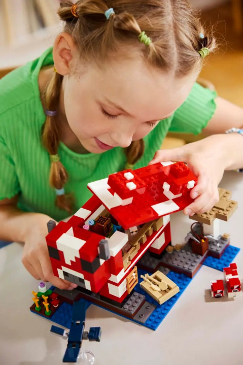 LEGO MINECRAFT 21270 Dom grzybowej krowy - Galeria zdjęcie 9