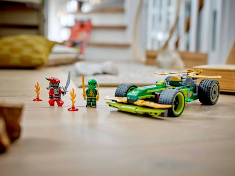 LEGO NINJAGO 71828 Samochód wyścigowy Lloyda z napędem typu pull-back - Galeria zdjęcie 8