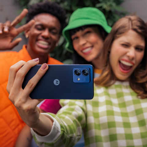 Motorola Moto G84 5G 8/256GB Midnight Blue - Galeria zdjęcie 12