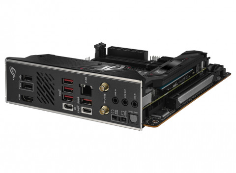 Płyta główna ASUS ROG STRIX B650E-I GAMING WIFI - Galeria zdjęcie 3