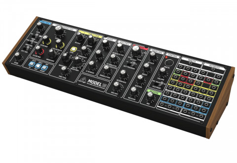 Behringer MODEL 15 - Syntezator analogowy - Galeria zdjęcie 4