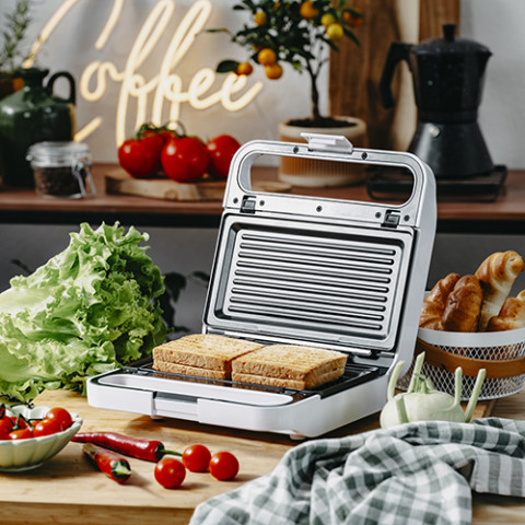 Opiekacz do kanapek ADLER AD 3070w - Galeria zdjęcie 11