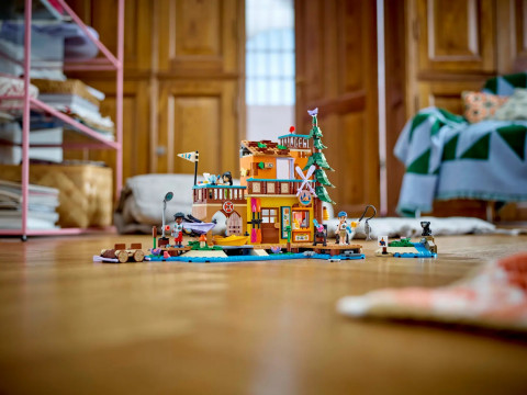 LEGO Friends 42626 Sporty wodne na obozie kempingowym - Galeria zdjęcie 12