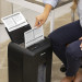 Fellowes Niszczarka AutoMax 80M, 4 x 12 mm, P-4 czarna - Galeria zdjęcie 7
