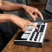 AKAI MPK MINI 3 WHITE - Mini klawiatura sterująca - Galeria zdjęcie 8