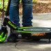 RAZOR - Hulajnoga elektryczna E90 (czarno-zielony) - Galeria zdjęcie 21