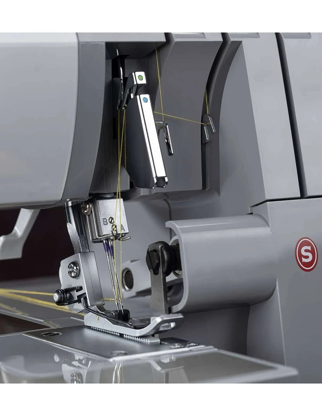 Overlock Singer HD0405 - zdjęcie 4