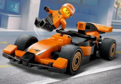 LEGO CITY 60442 F1 Kierowca i bolid McLaren - zdjęcie 3