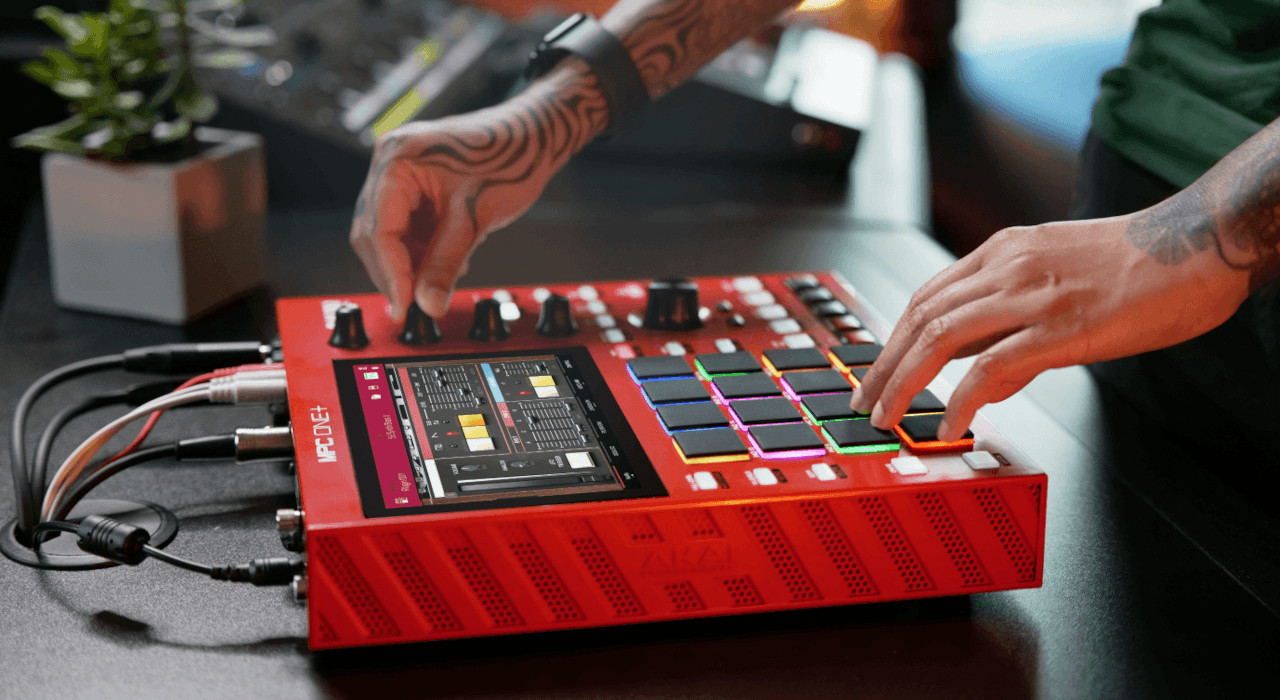 AKAI MPC ONE + Samodzielna stacja robocza typu MPC - zdjęcie 6
