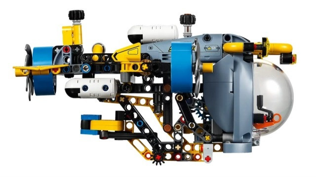 LEGO TECHNIC 42201 Technic Badawcza łódź podwodna - zdjęcie 2