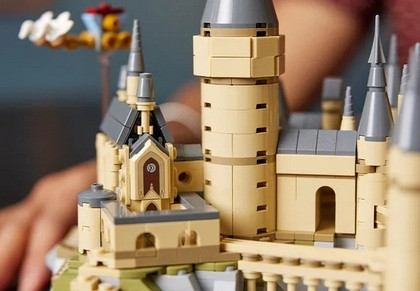x LEGO Harry Potter 76419 Zamek Hogwart i błonia - zdjęcie 3