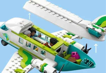 LEGO Friends 42656 Samolot i lotnisko w mieście Heartlake - zdjęcie 5