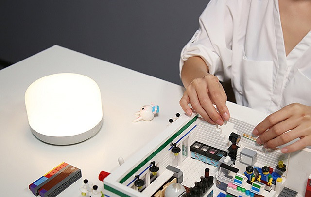 Inteligentna lampka nocna Yeelight Bedside D2 YLCT01YL - zdjęcie 12