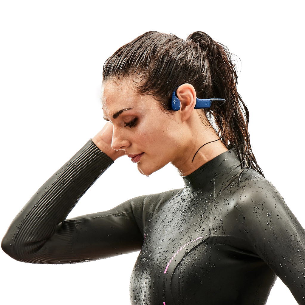 Słuchawki bezprzewodowe kostne Shokz OpenSwim Niebieskie - zdjęcie 7