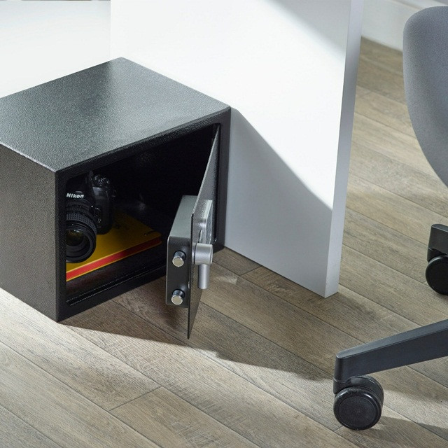 Yale Medium Electronic Value Safe Sejf podstawowy YSV domowy - zdjęcie 4