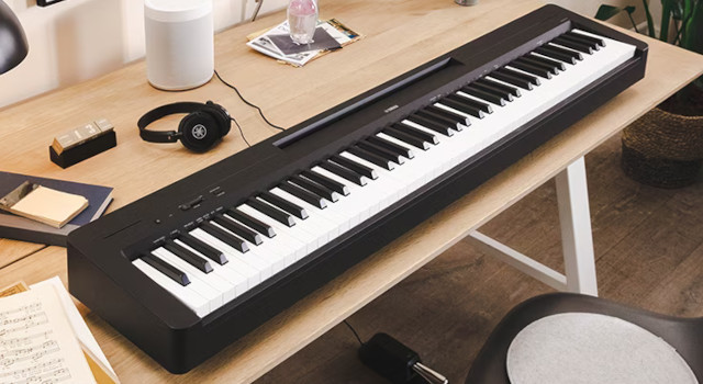 Yamaha P-143B - Kompaktowe pianino cyfrowe - zdjęcie 5