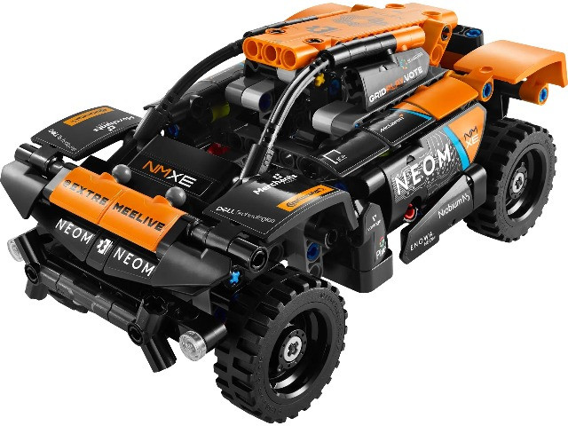 LEGO TECHNIC 42166 NEOM McLaren Extreme E Race Car - zdjęcie 2