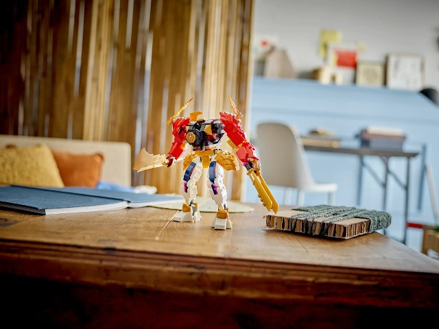 LEGO Ninjago 71806 Mech żywiołu ziemi Cole’a - zdjęcie 4
