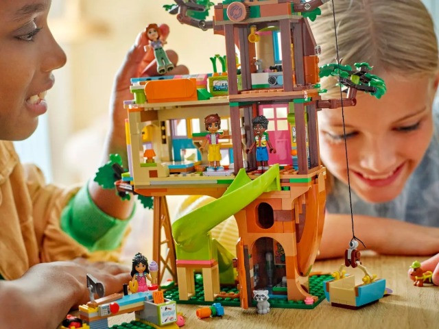 LEGO FRIENDS 42652 Spotkanie w domku na Drzewie Przyjaźni - zdjęcie 3