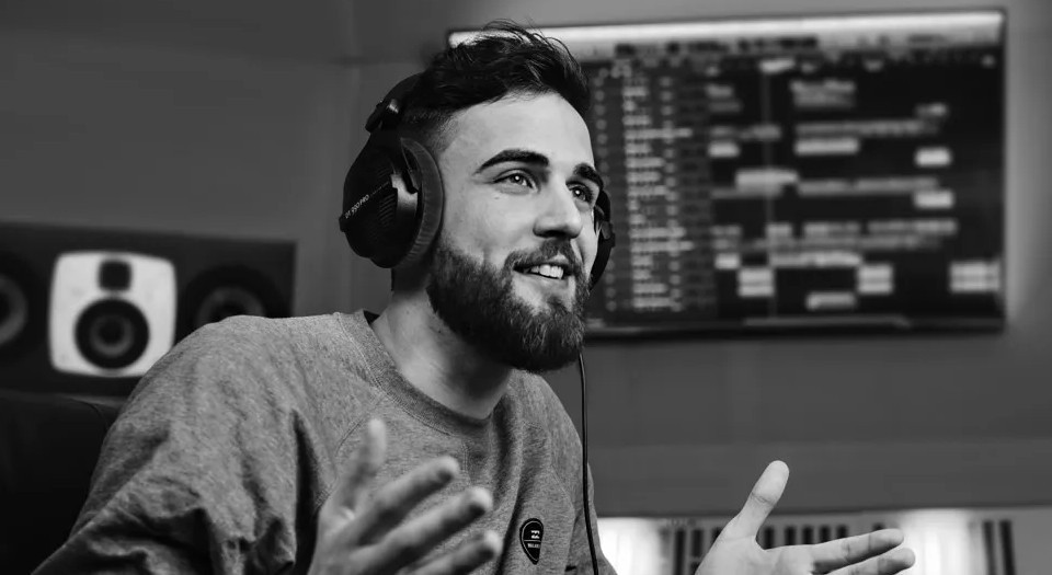 Beyerdynamic DT 990 PRO 80 OHM BLACK LIMITED EDITION - Słuchawki studyjne otwarte - zdjęcie 2