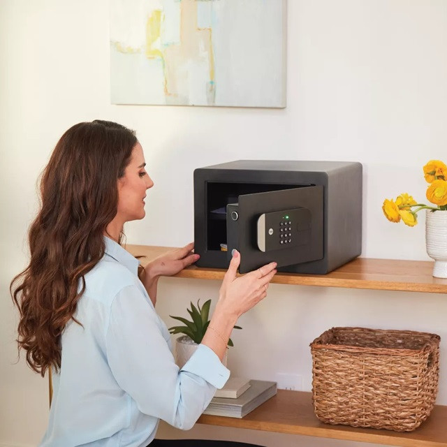 Elektroniczny Sejf Yale Smart Safe - zdjęcie 2