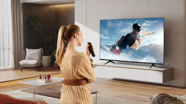 Telewizor Hisense 55E7NQ 55" QLED 4K VIDAA Dolby Atmos Dolby Vision Czarny - zdjęcie 13