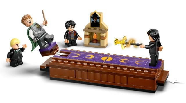 LEGO HARRY POTTER 76441 Zamek Hogwart: Klub pojedynków - zdjęcie 2