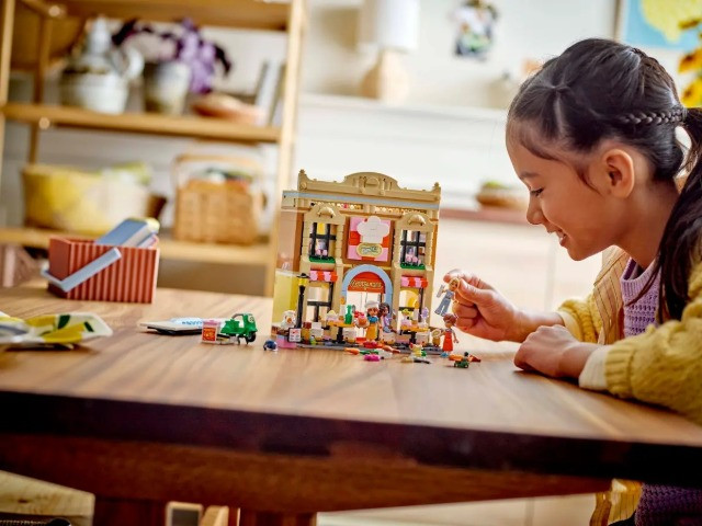 LEGO FRIENDS 42655 Restauracja i szkoła gotowania - zdjęcie 3