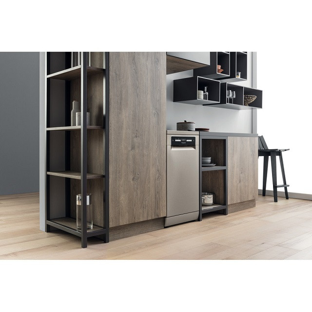 Zmywarka HOTPOINT HSFO 3T223 WC X - zdjęcie 1