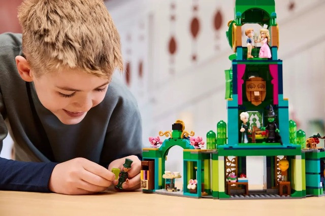 LEGO Wicked - Powitanie w Emerald City 75684 - zdjęcie 9