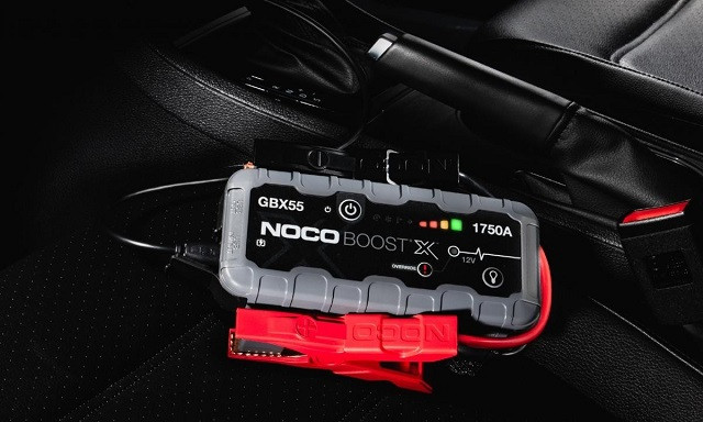 Noco GBX55 Boost X 12V 1750A Jump Starter Powerbank - zdjęcie 3