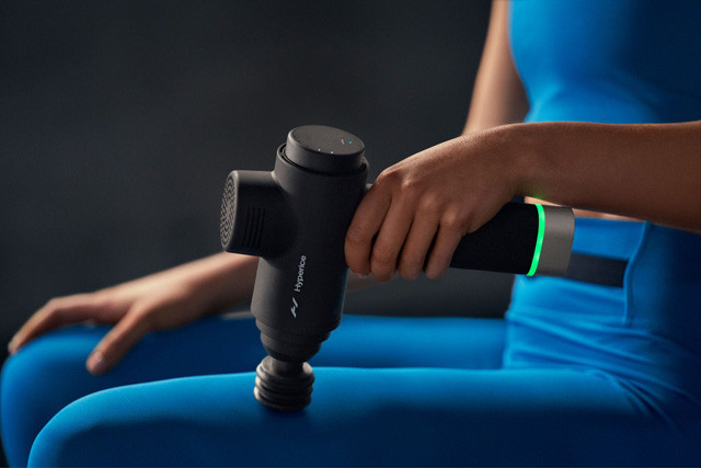 Masażer ręczny Hyperice Hypervolt 2 Pro z aplikacją czarny - zdjęcie 2