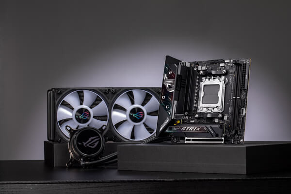 Płyta główna ASUS ROG STRIX B850-I GAMING WIFI (90MB1K30-M0EAY0) - zdjęcie 12