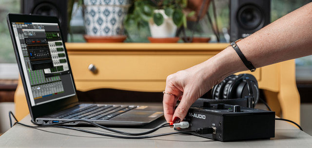 M-AUDIO M-Track SOLO - Interfejs Audio USB - zdjęcie 4