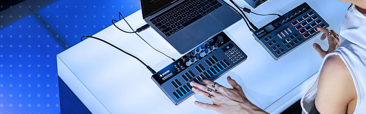 DONNER B1 - Analogowy syntezator basowy - zdjęcie 4