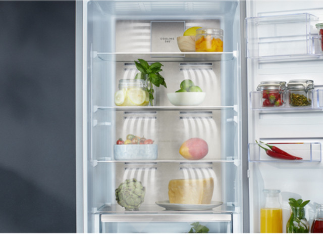 Lodówka ELECTROLUX 800 LNT7ME36G2 TwinTech No Frost 201cm - zdjęcie 1