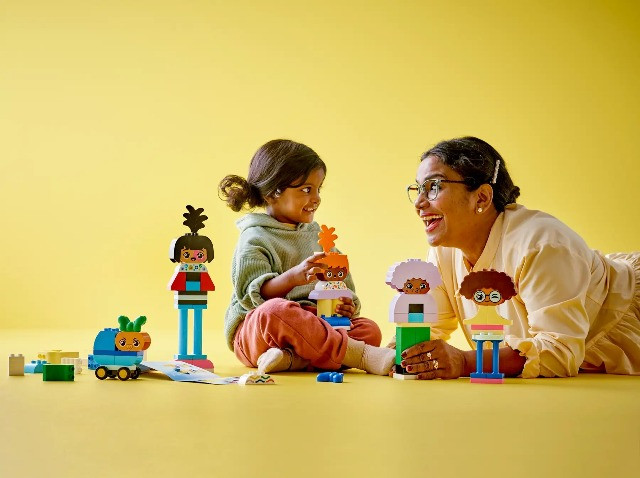 LEGO DUPLO 10423 Ludziki z emocjami - zdjęcie 6