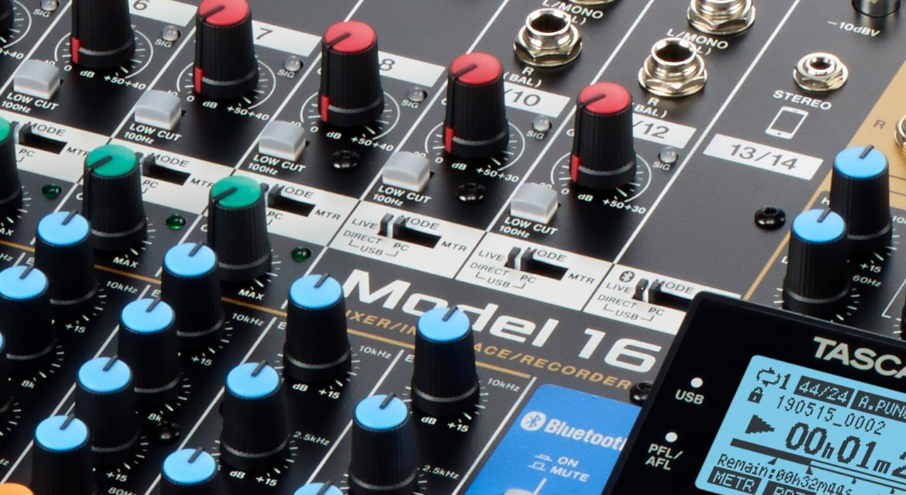 Tascam Model 16 - 14-kanałowy mikser analogowy z 16-ścieżkowym, cyfrowym rejestratorem - zdjęcie 9